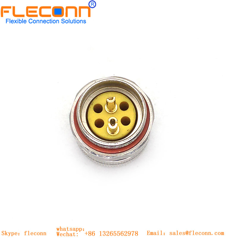 7/8 2 Pole Female Solder Wire Connector